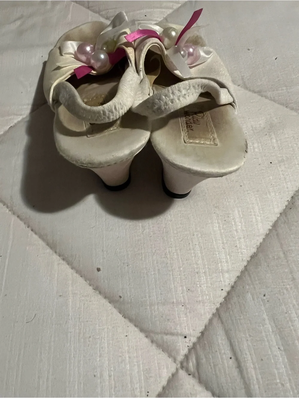 Women's Cream Ballet Flats - Elegant Everyday Comfort
